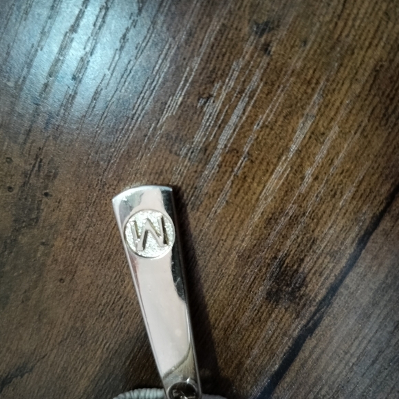 Elegant Beige Monogram Wallet - Picture 4 of 5
